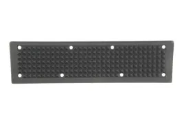 mocowanie-atrapy-chlodnicy-ive-fb-015