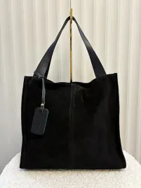 laura-biaggi-zamszowa-torba-shopper-czarna-z-przeszyciem