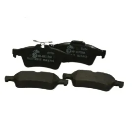 klocki-hamulcowe-tyl-do-ford-1233679-1324300-1683374-1765765-av61-2m008-aa