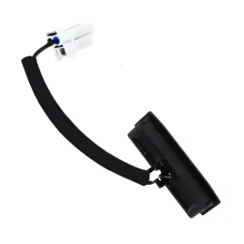 przycisk-otwierania-klapy-nissan-qashqai-2007-2008-2009-2010-2011-2012-2013