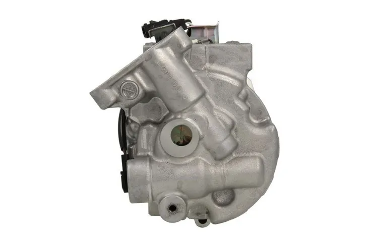 kompresor-klimatyzacji-dcp23035-den-jakosc-czesci-zgodnie-z-gvo-q-oryginal-z-logo-producenta-czesci-oem-oes