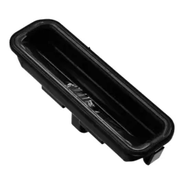przycisk-klapy-bagaznika-klamka-ford-focus-iii-10-