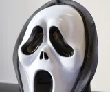 maska-krzyk-klasyka-horroru-stan-nowy