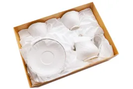 bialy-komplet-do-herbaty-lub-kawy-2-filizanki-oraz-dzbanek