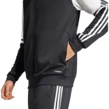 squadra-25-marka-adidas-kod-producenta-je2778