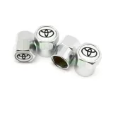 nakretki-na-wentyle-samochodowe-do-wszystkich-modeli-toyota-z-logo-toyota