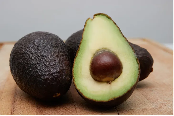 deep-fresh-zel-pod-prysznic-avocado-1l-opakowanie-butelka