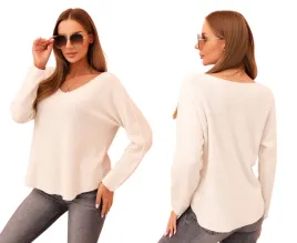 jasno-bezowy-sweter-damski-z-dekoltem-w-serek