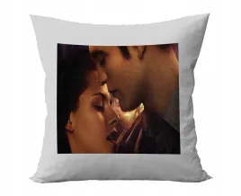 poduszka-personalizowana-saga-zmierzch-filmy-pomysl-na-prezent-wzory