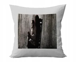 poduszka-personalizowana-annabelle-filmy-pomysl-na-prezent-grafiki