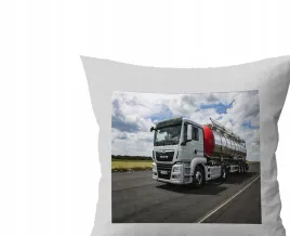 poduszka-personalizowana-man-tiry-pomysl-na-prezent-super-wzory