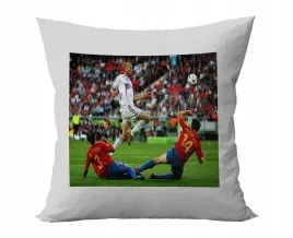 poduszka-personalizowana-zidane-pilka-pomysl-na-prezent-super-wzory