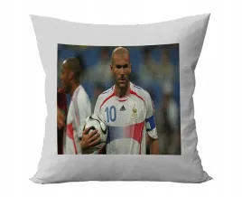 poduszka-personalizowana-zidane-pilka-pomysl-na-prezent-super-wzory