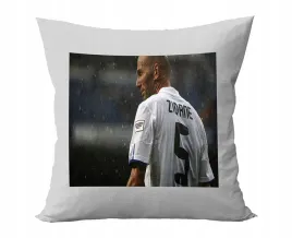 poduszka-personalizowana-zidane-pilka-pomysl-na-prezent-super-wzory