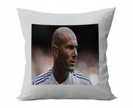 poduszka-personalizowana-zidane-pilka-pomysl-na-prezent-super-wzory