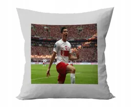 poduszka-personalizowana-robert-lewandowski-pilka-pomysl-na-prezent-wzory