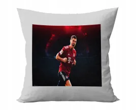 poduszka-personalizowana-robert-lewandowski-pilka-pomysl-na-prezent-grafiki