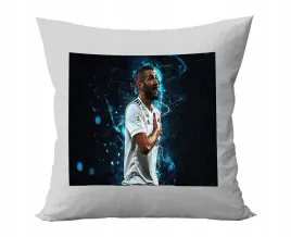 poduszka-personalizowana-karim-benzema-pilka-pomysl-na-prezent-wzory