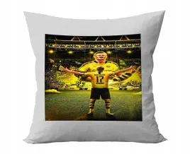 poduszka-personalizowana-erling-haaland-pilka-pomysl-na-prezent-wzory