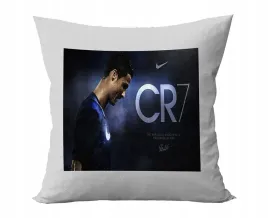 poduszka-personalizowana-cristiano-ronaldo-pilka-pomysl-na-prezent-wzory