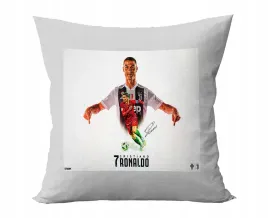 poduszka-personalizowana-cristiano-ronaldo-pilka-pomysl-na-prezent-wzory