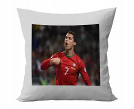 poduszka-personalizowana-cristiano-ronaldo-pilka-pomysl-na-prezent-wzory
