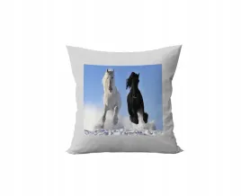 poduszka-personalizowana-konie-bajki-pomysl-na-prezent-super-wzory