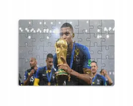 puzzle-30-70-96-110-elementow-sublimacja-eko-pudelko-mbappe-rozne-wzory