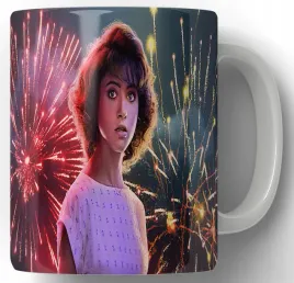 kubek-polysk-330-ml-stranger-things-seriale-pomysl-na-prezent-super-grafiki