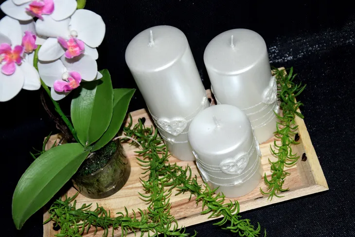 swieca-adel-walec-perlowy-h18cm-nowosc-nazwa-zapachu-producenta-brak