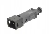 wlacznik-swiatel-stop-renault-stan-nowy-numery-katalogowe-zamiennikow-aic-55885