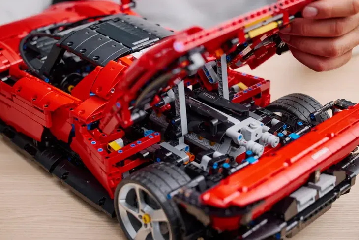 lego-technic-42143-ferrari-daytona-sp3-rodzaj-zestaw