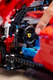 lego-technic-42143-ferrari-daytona-sp3-minimalny-wiek-dziecka-9