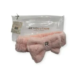 revolution-beauty-london-opaska