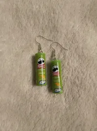 kolczyki-pudelko-pringles