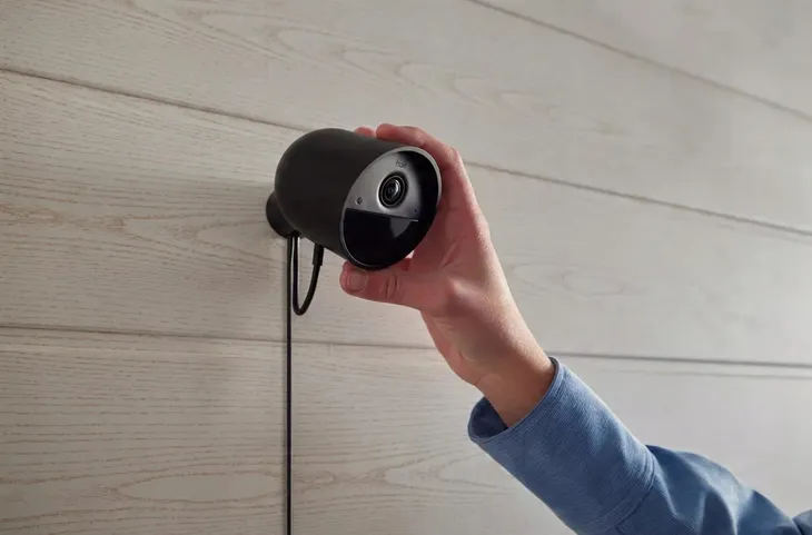 kamera-przewodowa-philips-hue-secure-producent-philips