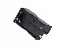 koszyk-na-baterie-3x-aa-r6-katowy-czarny