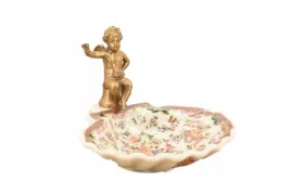 porcelanowa-mini-patera-mydelniczka-porcelana-figura-z-brazu-amor-kwiat