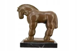 fernando-botero-gruby-modernistyczny-kon-figura-rzezba-z-brazu-ozdoba