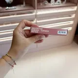 rhode-blyszczyk-peptide-lip-treatment-salty-tan-wlasciwosci-nawilzajace