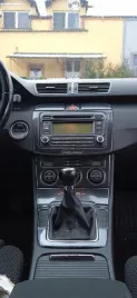 vw-passat-b6-dekory-decor-okleiny-kokpitu-panele-deska-folia-carbon-3d