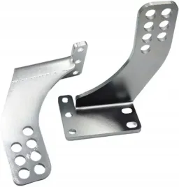 uchwyty-mod-100-12-36-na-slupek-do-napedow-z-otworami-12mm