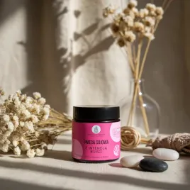 swieca-sojowa-z-intencja-milosci-120-ml-do-relaksu-i-atmosfery