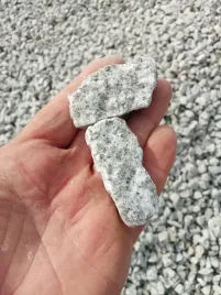 grys-granitowy-dalmatynczyk-16-32-ladny-duzy-rzadka-frakcja-1000-kg