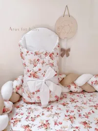 Zdjęcie produktu ROŻEK BECIK USZTYWNIONY WIĄZANY Romantic Roses biały