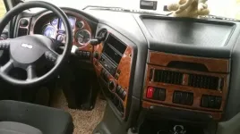 daf-105-xf-okleiny-kokpitu-dekory-panele-deska-konsola-carbon-folia-3d