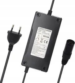 ladowarka-sieciowa-czarna-42v-do-akumulatorow-36v-5-pinowy-xlr-3a-126w