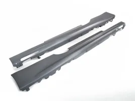 progi-boczne-sport-style-bmw-g22-g23-2020-z-otworami-na-welcome-carpet