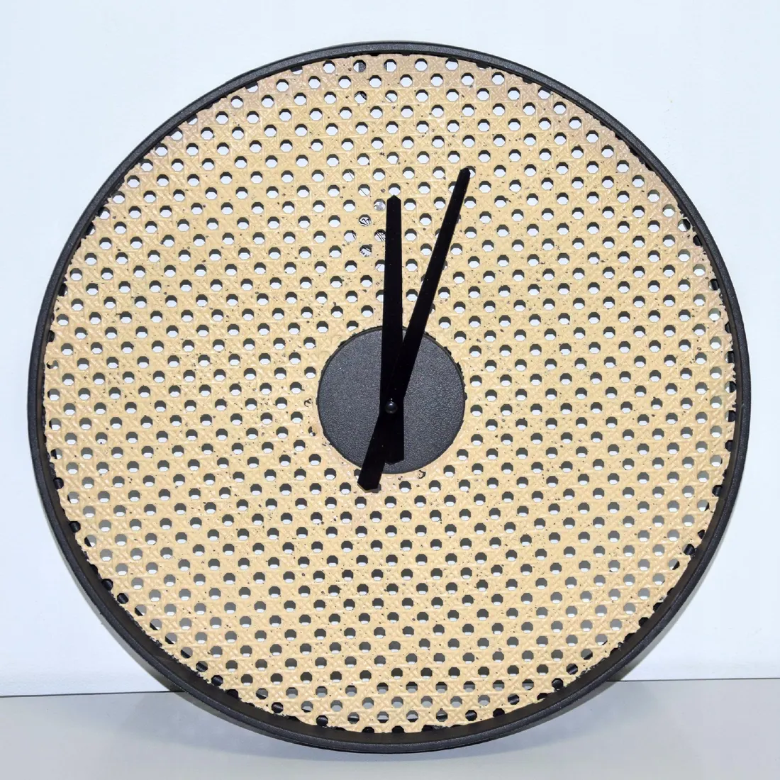 zegar-scienny-bezowy-azurowy-41cm