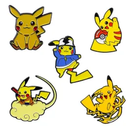 zestaw-5-metalowych-przypinek-pokemon-anime-manga-multiwersum-pikachu